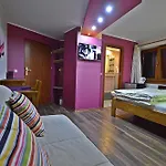 Kwatera prywatna Lena