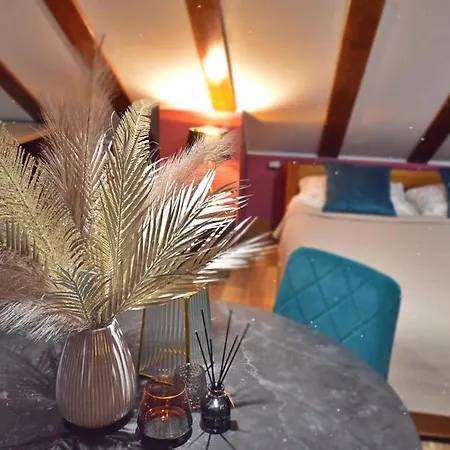 Lena ホームステイ シクラルスカ・ポレンバ