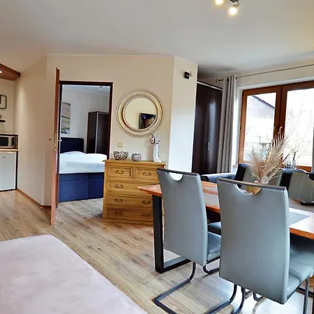 Lena ホームステイ *