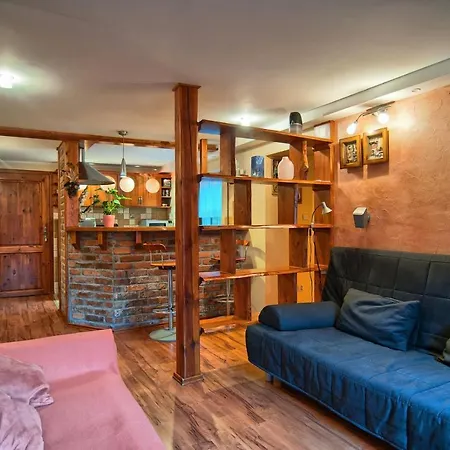 ホームステイ Lena *