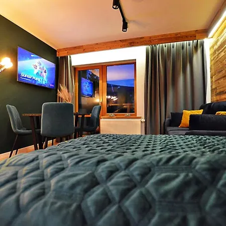 ホームステイ Lena シクラルスカ・ポレンバ