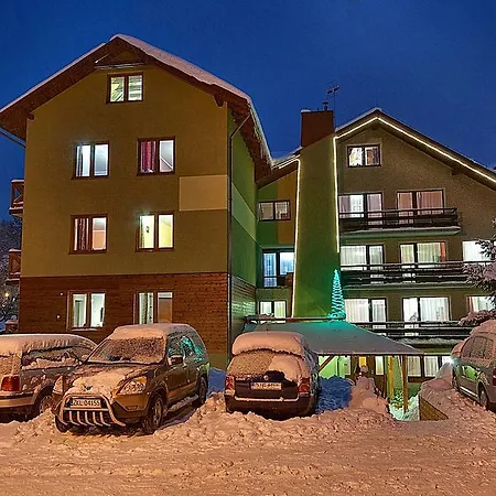 ホームステイ Lena